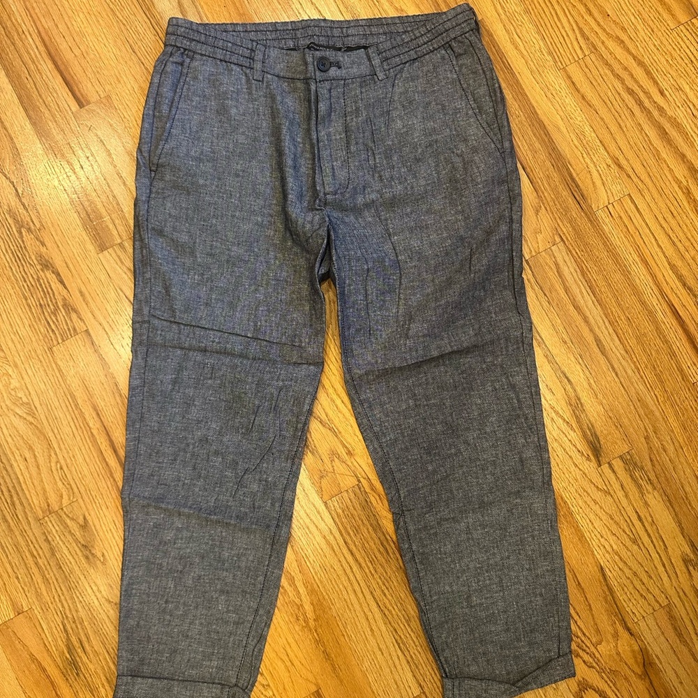 Banana Republic Athletic Linen-Blend Pant